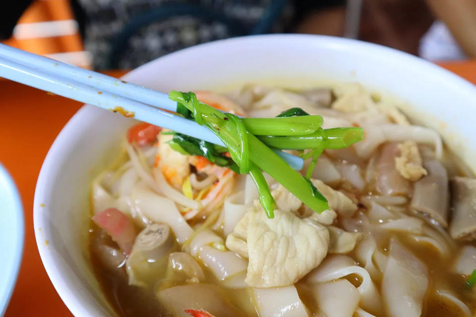 jasmine pork rib prawn noodle - kangkong