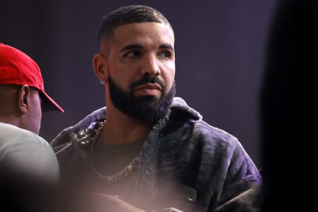 Drake Drops Another Spicy Post As Fans Await Response To Kendrick Lamar ...