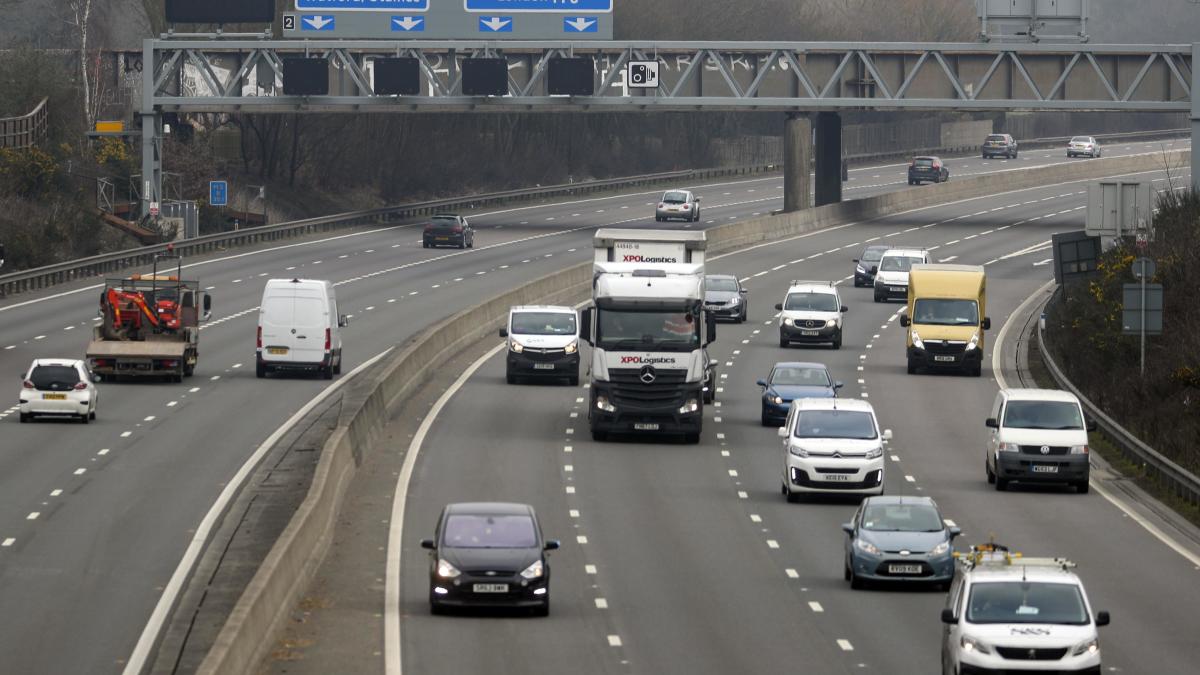 Jusqu’à un conducteur sur 10 ignore les X rouges sur les autoroutes