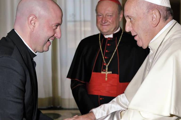 El Padre Guilherme Peixoto abrió la jornada en la JMJ de Lisboa que llegó a su punto culminante con la misa del Papa Francisco