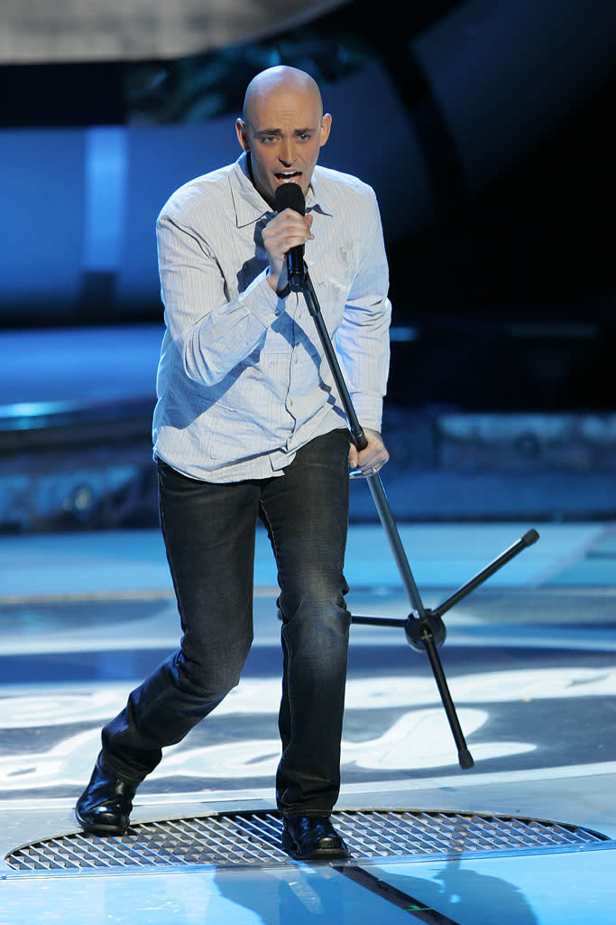 Phil Stacey performs as one of the top 11 contestants on the 6th season of American Idol.