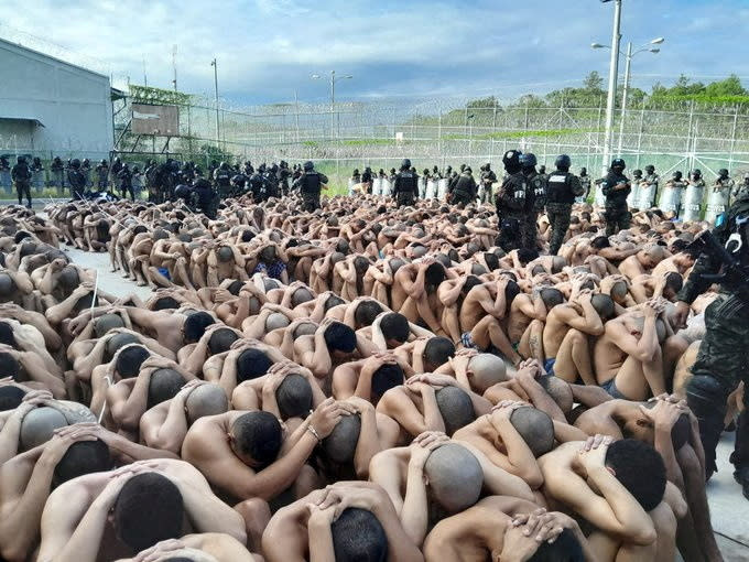 Honduras Armed Forces take control of prisons