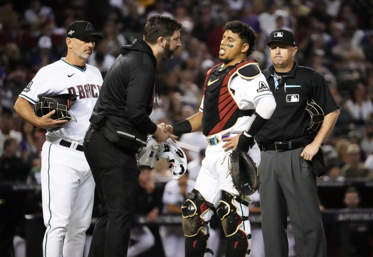 Diamondbacks' Gabriel Moreno day-to-day after hand hit by foul tip