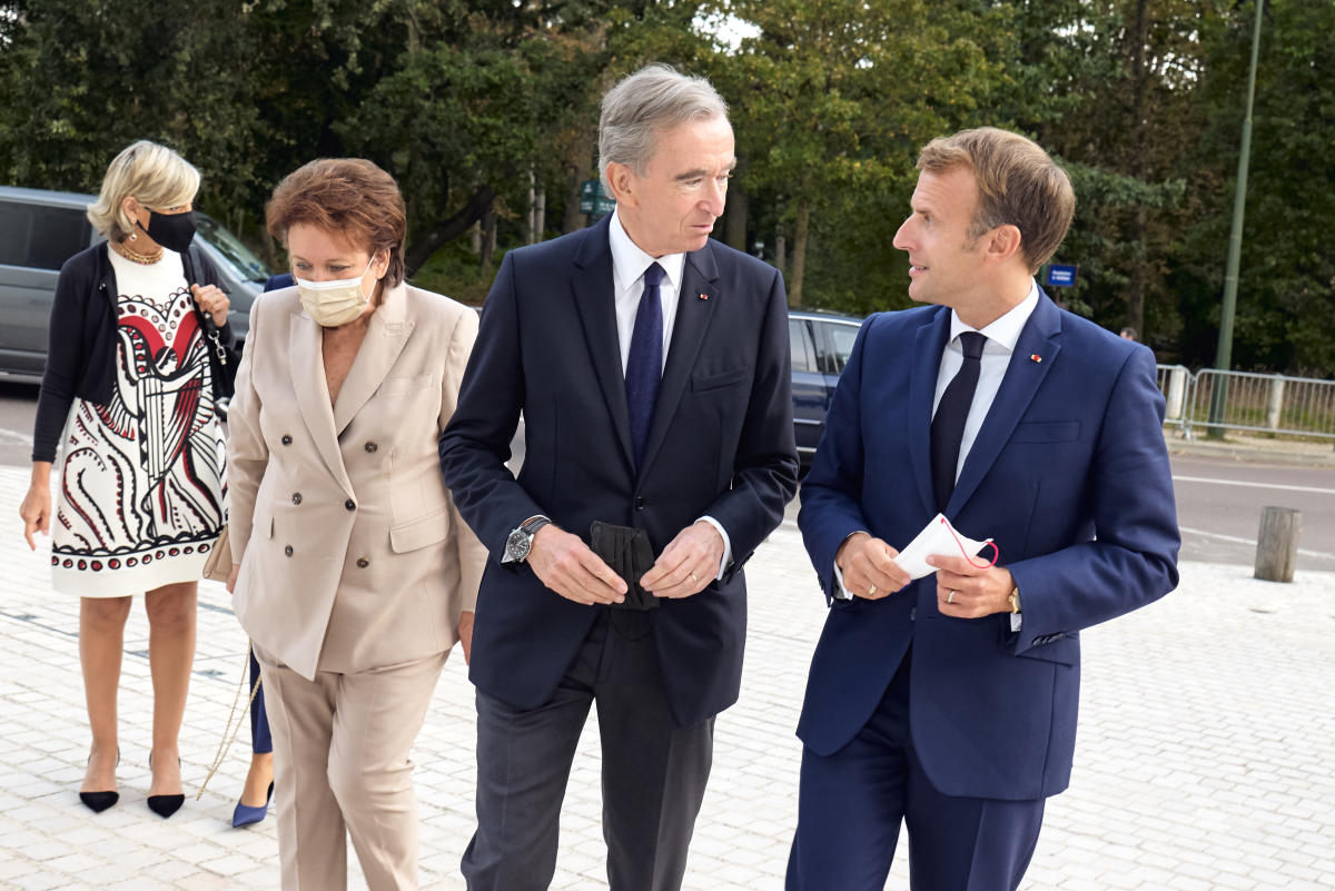 Bernard Arnault attending the Louis Vuitton show as part of Paris Fashion  Week Ready to Wear Spring/Summer 2017 in Paris, France on October 05, 2016.  Photo by Aurore Marechal/ABACAPRESS.COM Stock Photo 