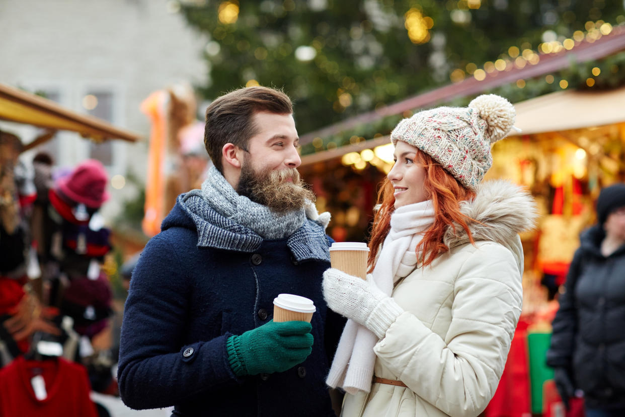 Couple at a Christmas market. (Getty Images)