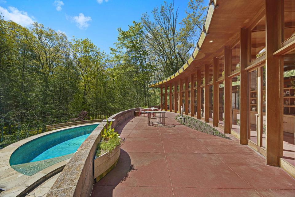 new canaan frank lloyd wright