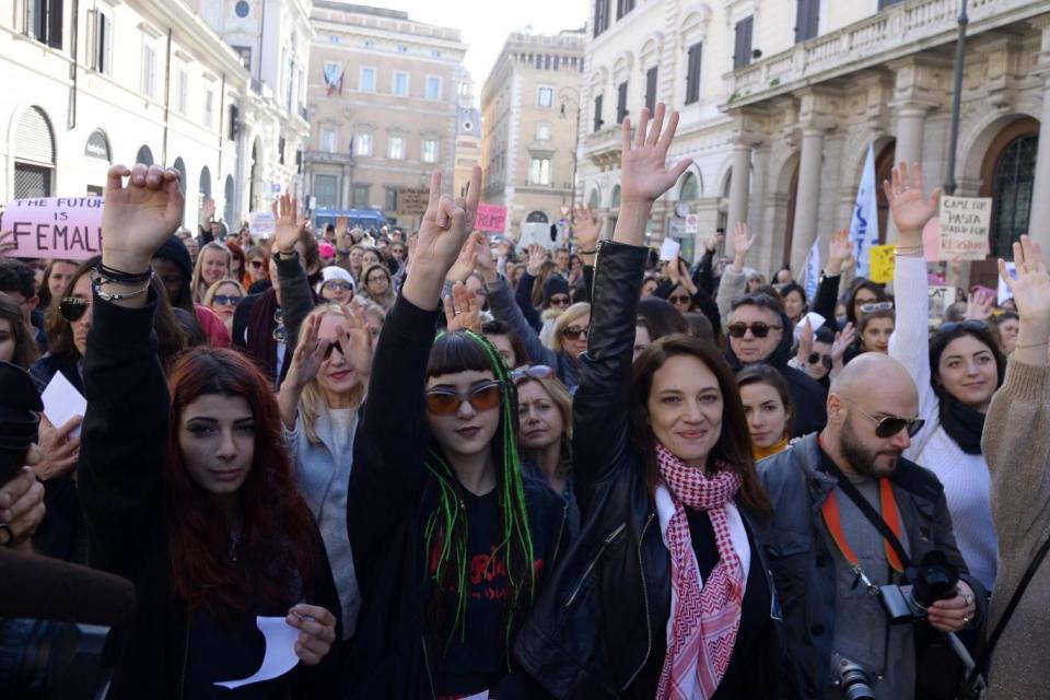 Italian actress Asia Argento (third from left) attends the Rome Resists demonstration part of the Women's March (AFP/Getty Images)