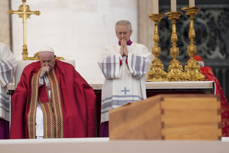 Papa Francisco; papa emérito; Benedicto XVI; Benedict XVI; mundo; Vaticano