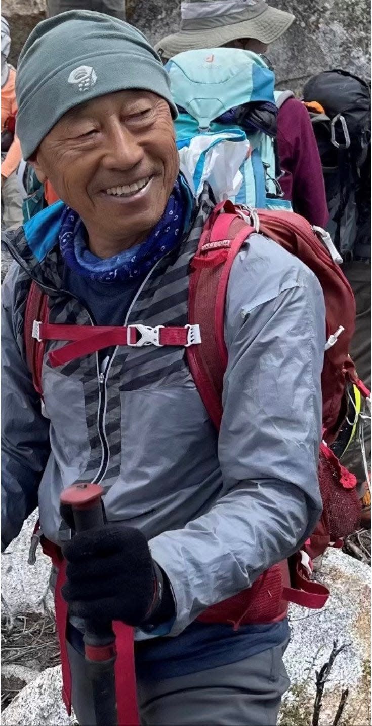 While missing hiker Jin Chung was found alive on Mt. Baldy, sheriff’s officials continue to seek actor Julian Sands, who went missing on the icy mountain on Jan. 13. Meanwhile, sheriff’s officials are discussing the closure of mountain trails due to extreme weather conditions.