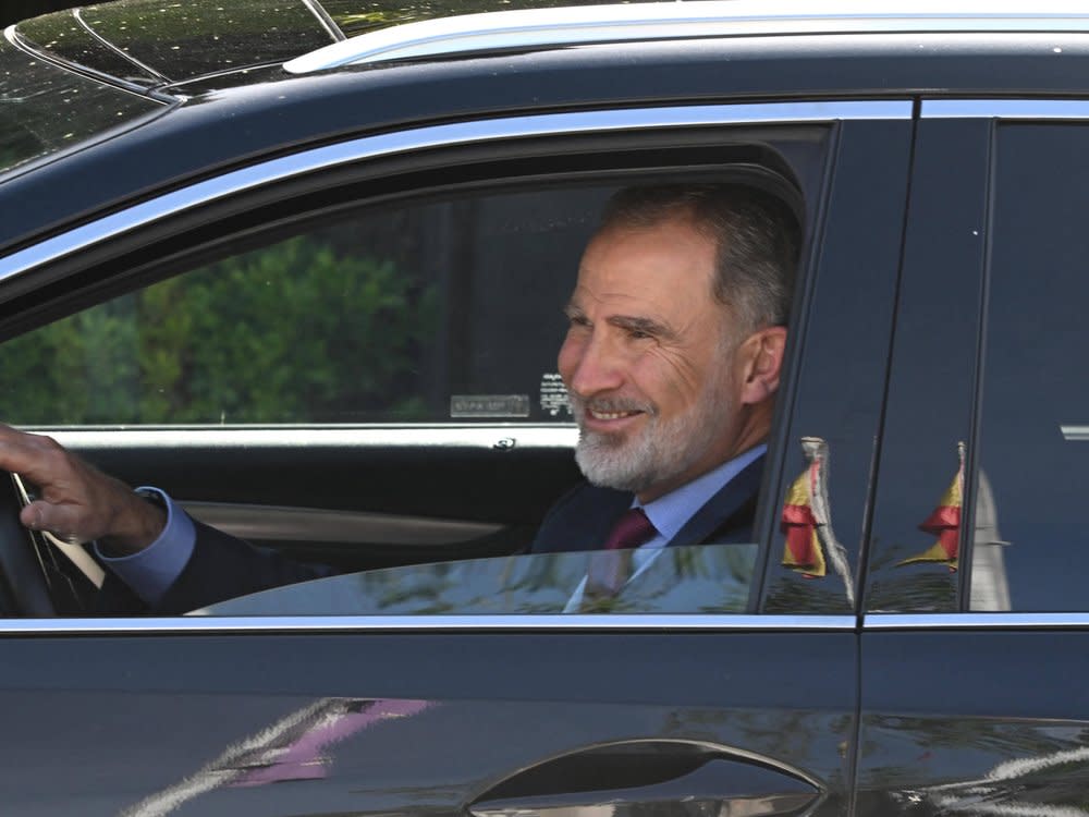 König Felipe besucht seine Mutter in der Ruber Klinik in Madrid. (Bild: imago/ABACAPRESS)