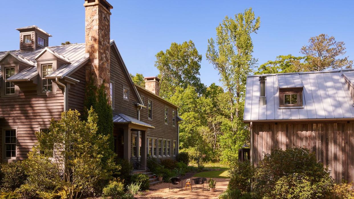 elizabeth cooper mansfield ga house exterior