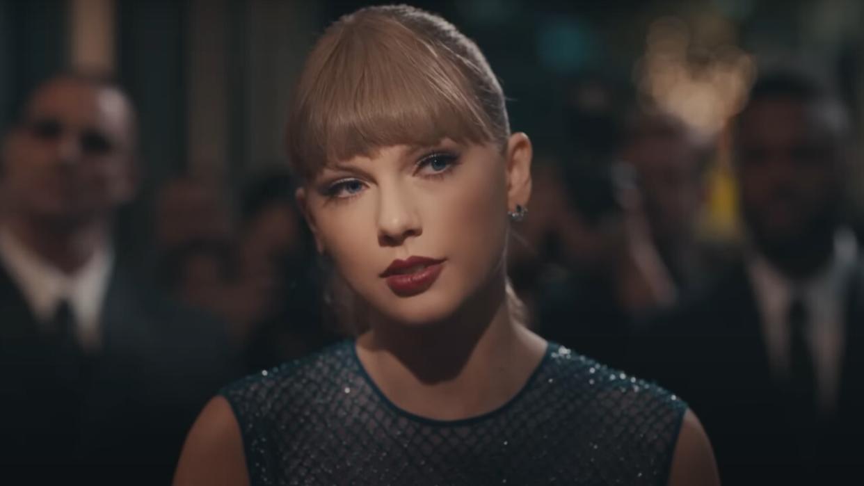  Taylor Swift's Delicate music video screenshot 