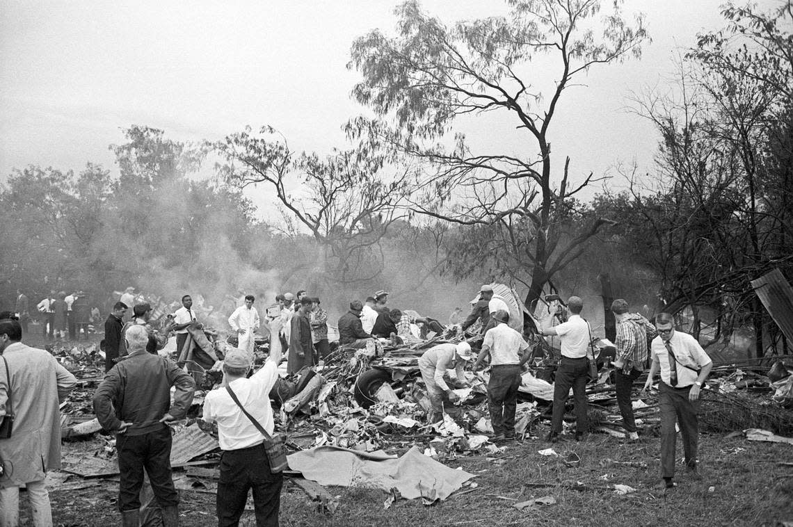 A Braniff International Lockheed Electra plane crashed near the Navarro County town of Dawson, Texas. Dozens of rescue workers, many from volunteer fire departments in neighboring towns, rushed to the scene of the wreckage. Extrication of victims caused one to observe, “This looks like the battle scenes in World War II.”