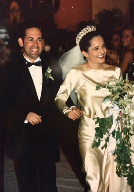 Elena Salinas and&nbsp;Ric Salinas on their wedding day in 1997.&nbsp; (Photo: Courtesy of Marta Prietto O'Hara)