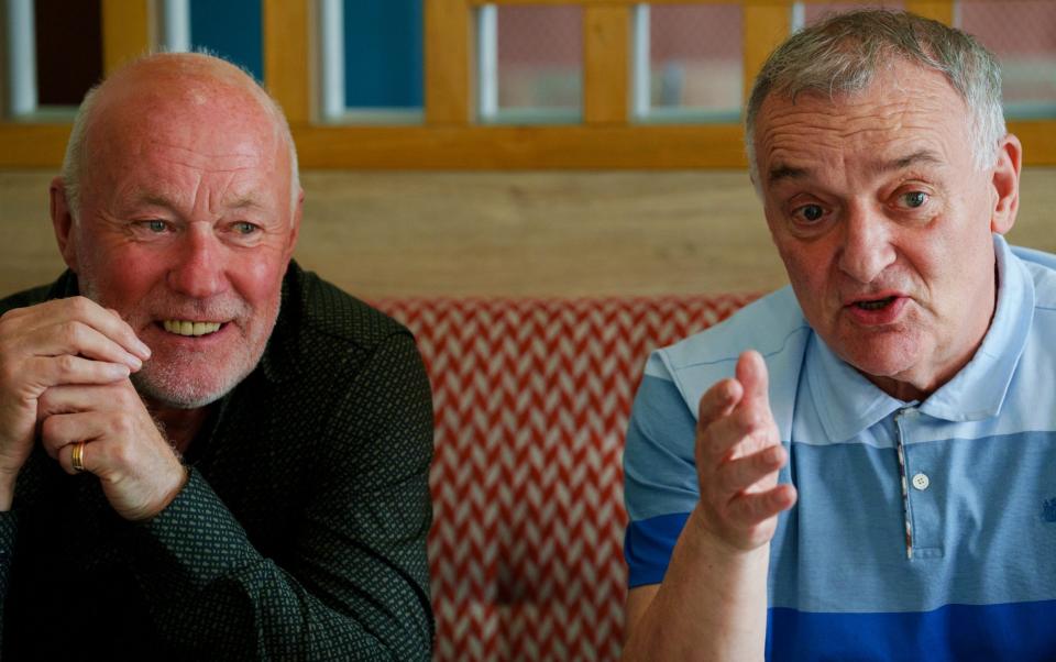 Lou Macari, right, and Sammy McIIroy, left, at Tytherington Golf Club in Macclesfield - ‘The most important thing is City don’t do the Treble’ – Man Utd’s class of ’77 on FA Cup final - Telegraph Sport/Jon Super