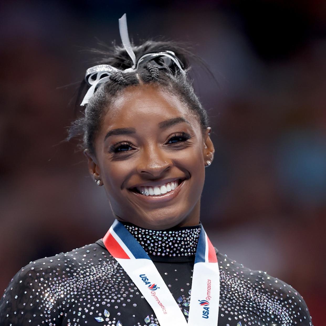  simone biles 