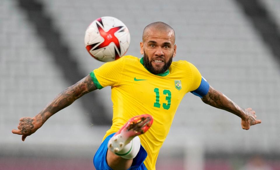 DANI ALVES  (AP)