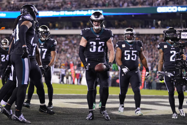 Depth of roster gives Eagles edge in Super Bowl matchup