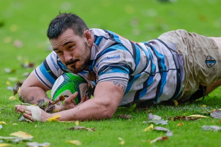 Andrea Panzarini consiguió un try y fue un motor para el grupo de delanteros de San Isidro Club.