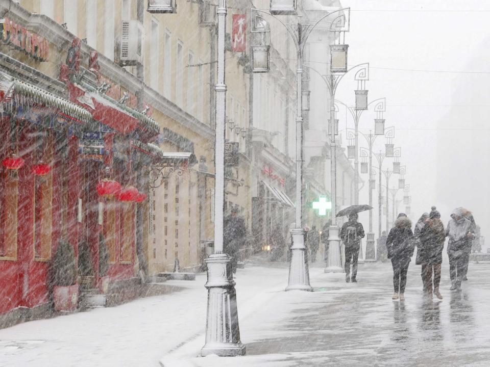 snow in Moscow