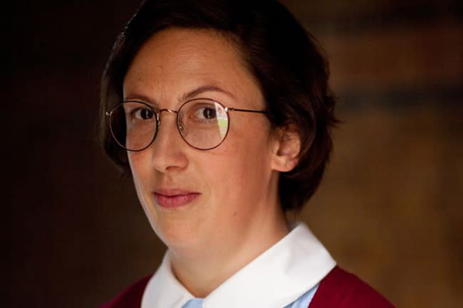 chummy-call-midwife