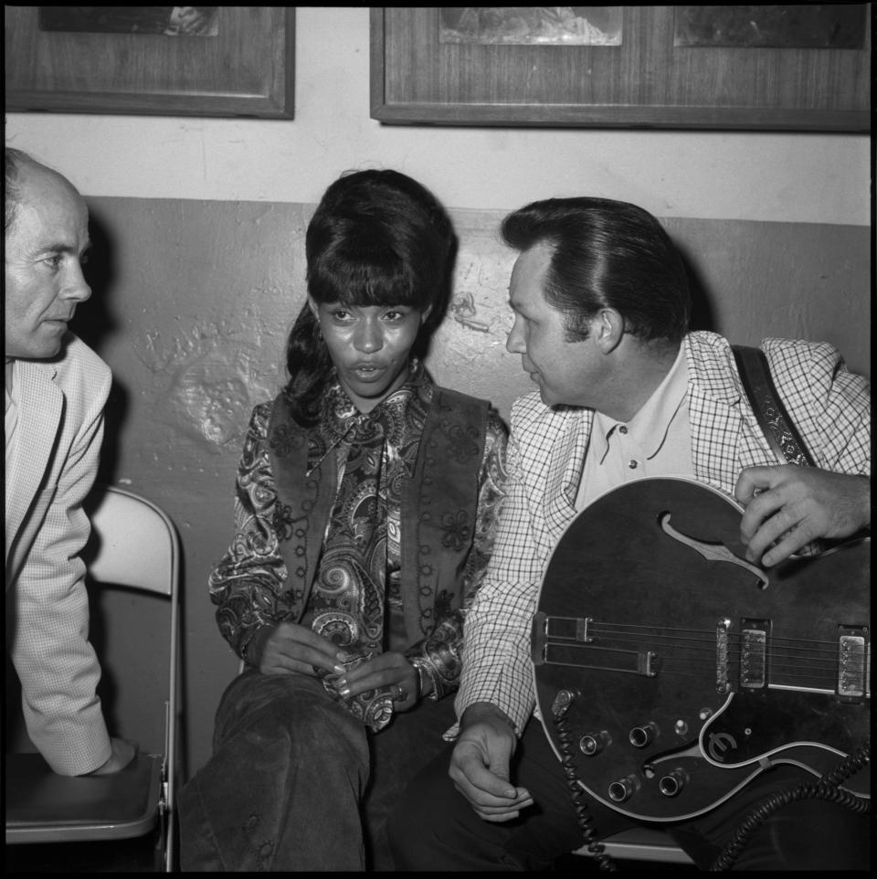 Martell with manager Duke Rayner (left) and musician Leon Rhodes backstage at the Ryman Auditorium. - Credit: Country Music Hall of Fame® and Museum