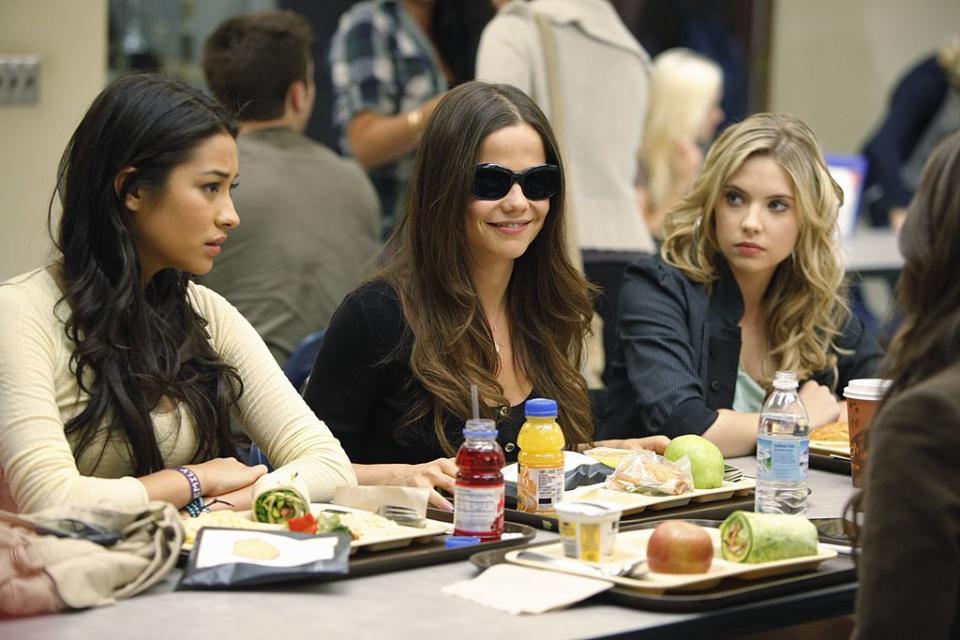 Tammin Sursok as Jenna Marshall in Pretty Little Liars.