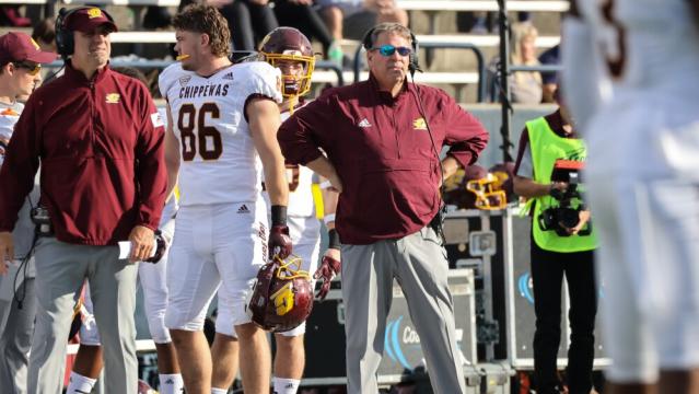 College Football: Week 3 Best Bets - Central Michigan at Notre Dame - NBC  Sports