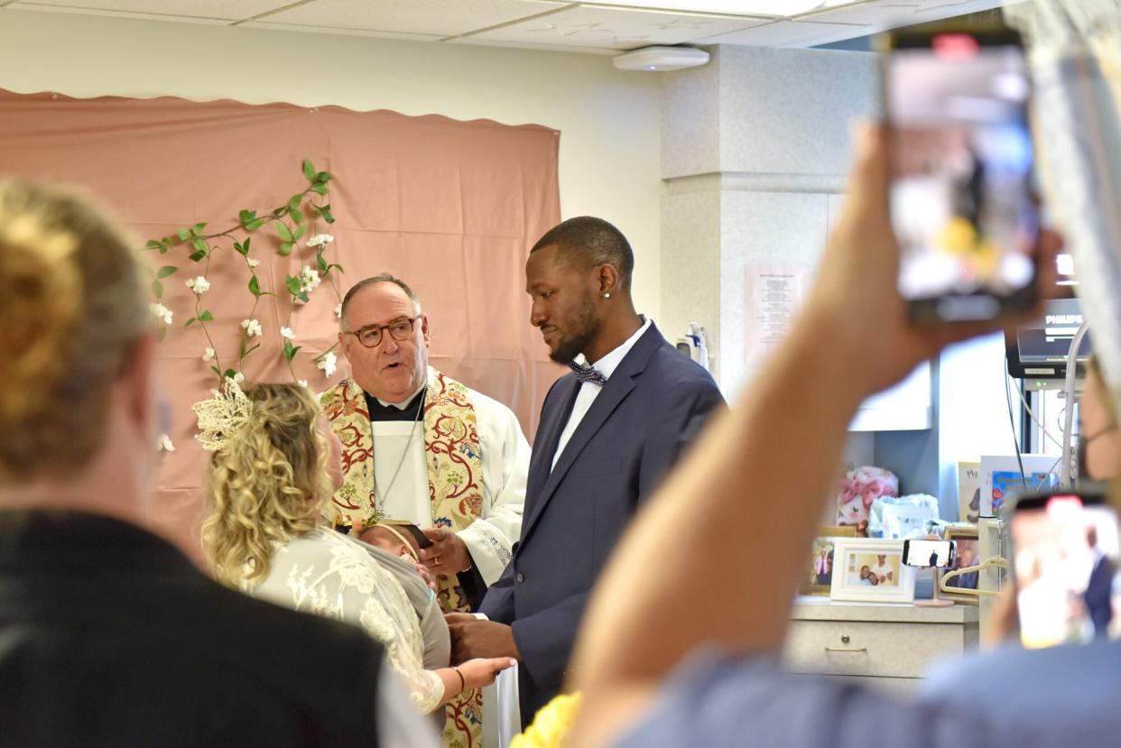 Grier Stanley Barnwell and Jason Barnwell - Premature birth leads to parents’ wedding in NICU