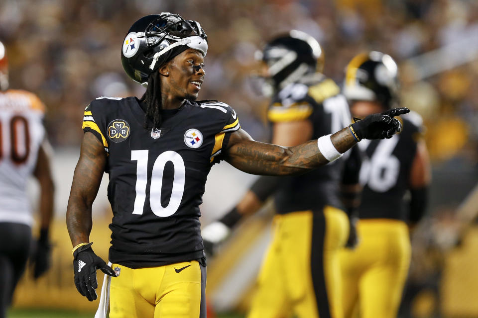 Pittsburgh Steelers wide receiver Martavis Bryant said he was told he won't play on Sunday. (AP)