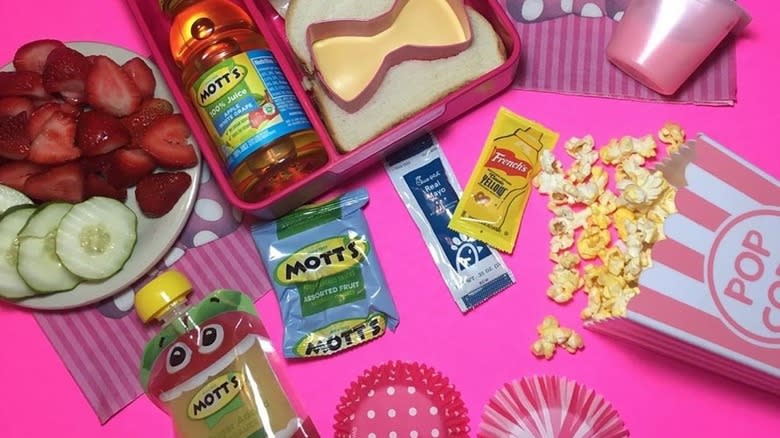 Assorted Mott's products in a school lunch