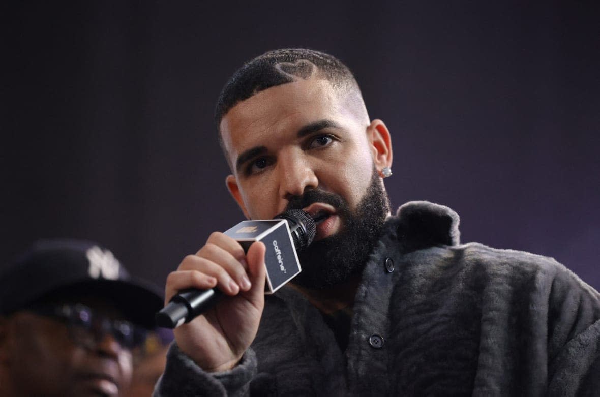 Drake speaks during his ‘Till Death Do Us Part’ rap battle on October 30, 2021 in Long Beach, California. <br>(Photo by Amy Sussman/Getty Images)