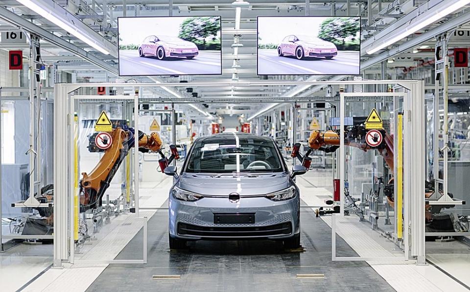 電動車年代可能提早來到？VW加速電動化年產百萬電動車的計畫進度
