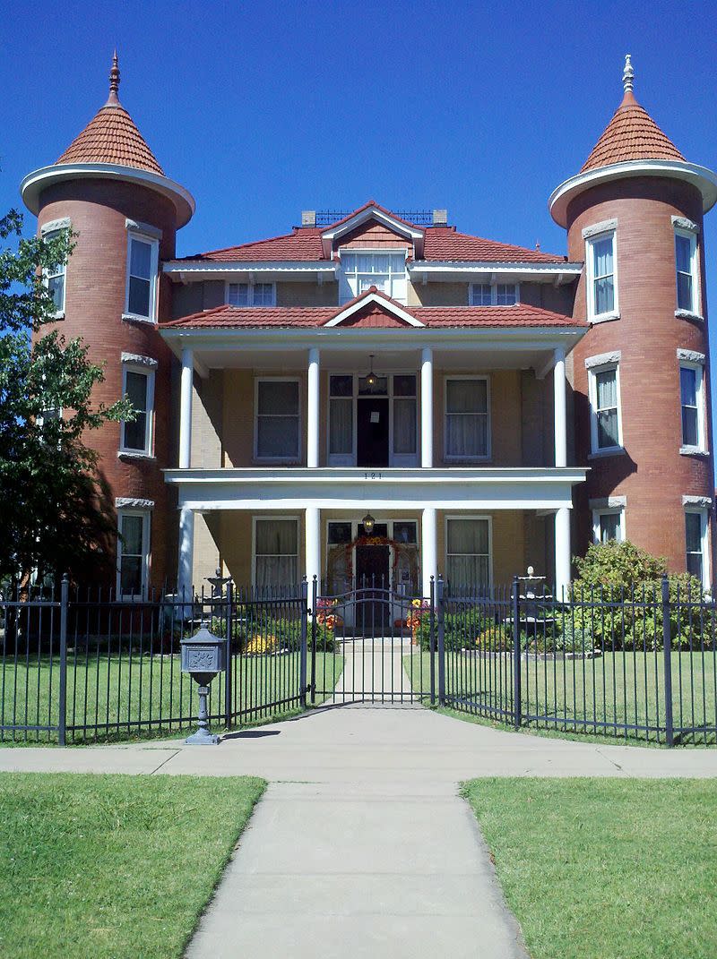 Oklahoma: The Belvidere Mansion, Claremore