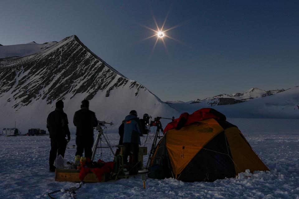 Scientists have been studying Antarctic ice for years. (Getty)