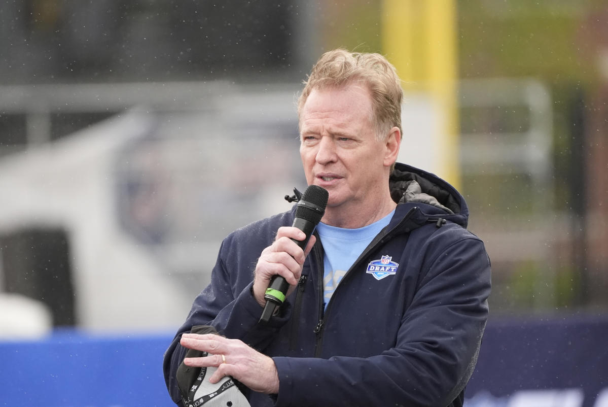 Roger Goodell sees 18game schedule, Presidents' Day weekend Super Bowl