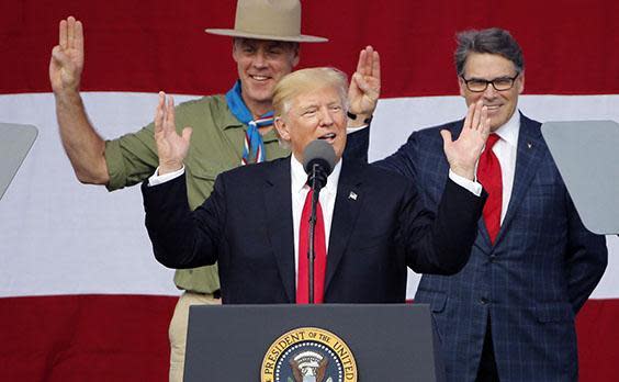 Boy Scouts say Donald Trump's claim their leader phoned him to praise speech is untrue