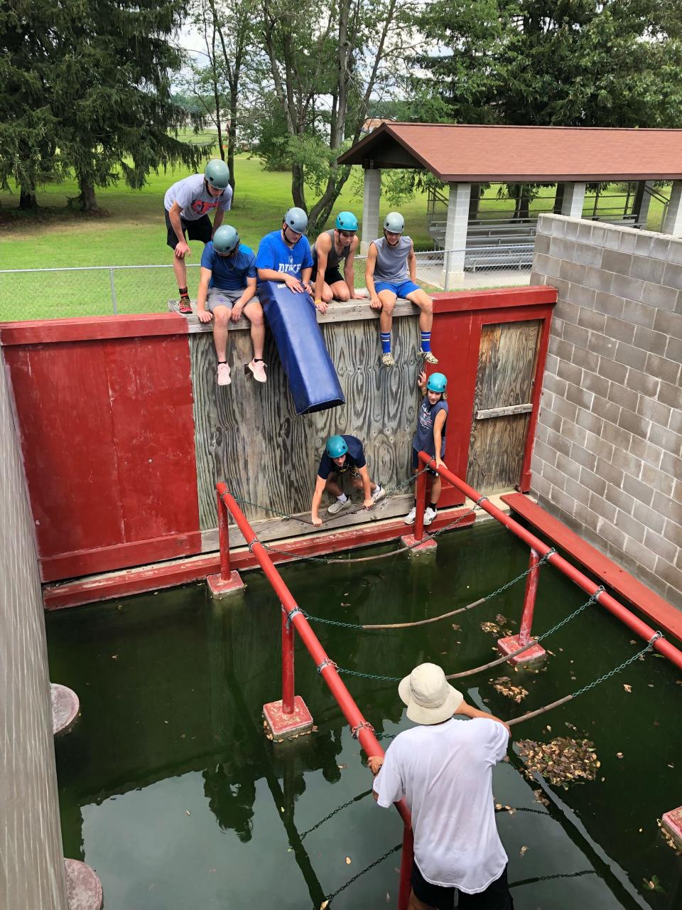 The Hornets look to figure out an obstacle on the LRC course.