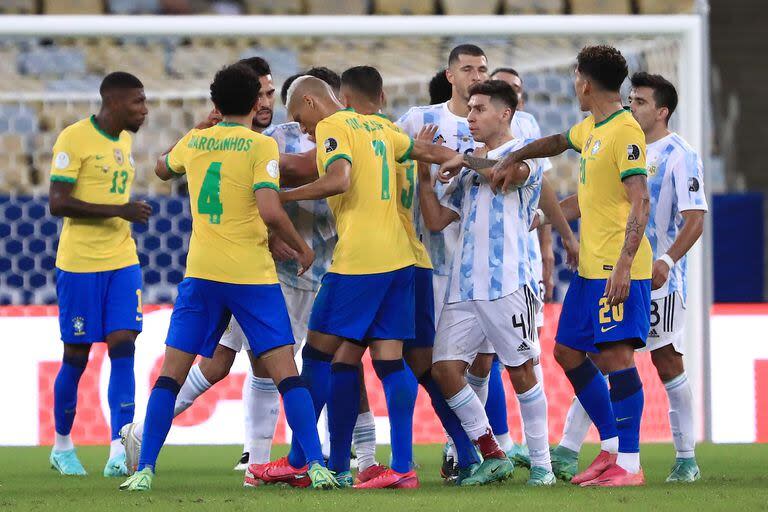 Las camisetas de la selección de Brasil y Argentina fueron mencionadas en un selecto listado de la inteligencia artificial