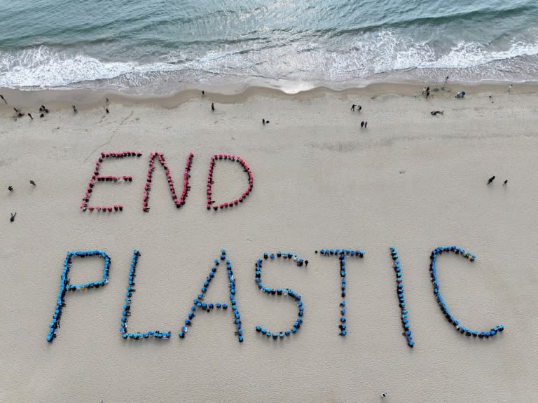 Plastic production is expected to triple by 2060 (-)