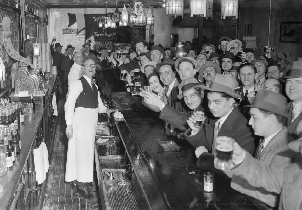 Pour Me a Cold One: Vintage Photos of Bar Scenes Throughout the Years