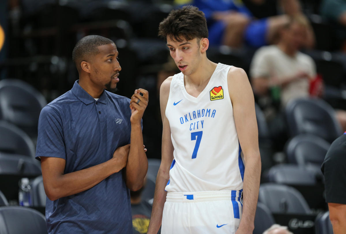 Chet Holmgren slowly finding his role on young Thunder team
