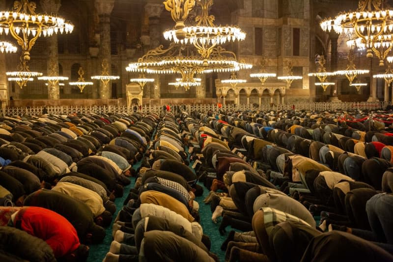 Muslims perform the first Tarawih prayer of the holy fasting month of Ramadan at the Hagia Sophia Mosque. Tolga Ildun/ZUMA Press Wire/dpa