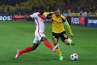 <p>Entame de match très compliquée pour le Borussia qui souffre énormément à chaque attaque monégasque. (Getty images)</p>