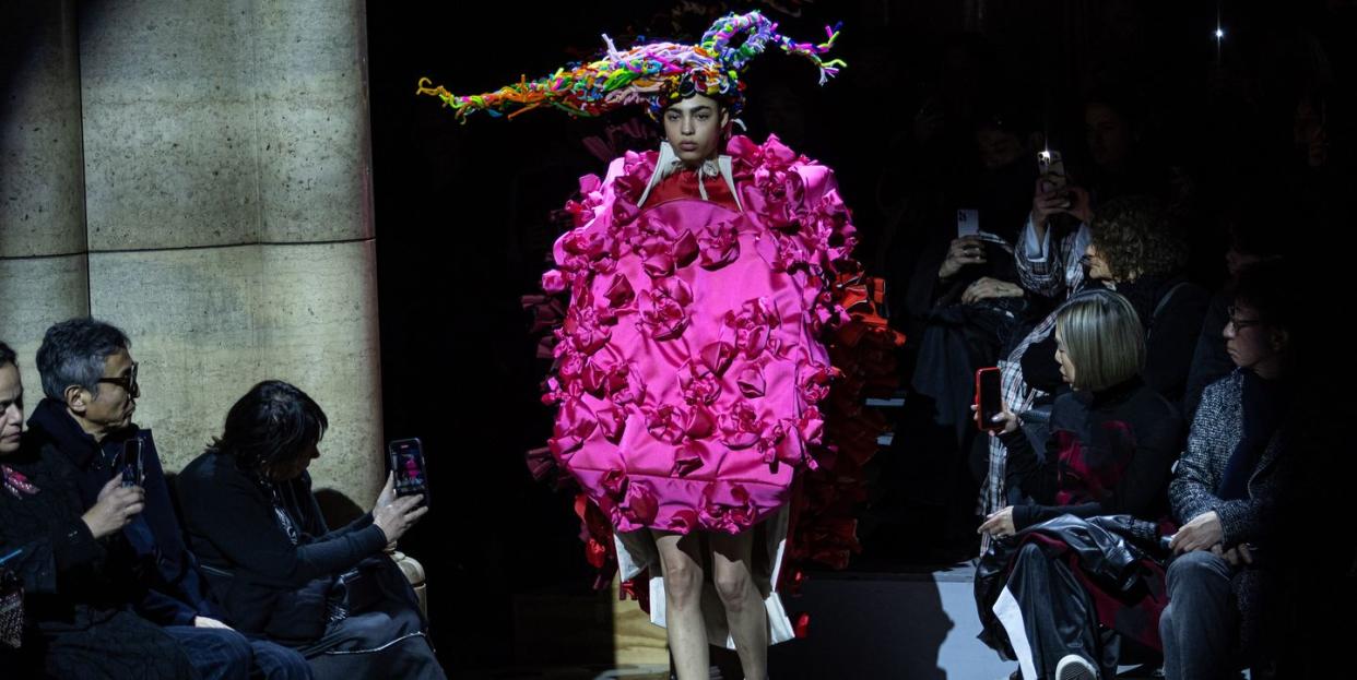 paris, france march 04 a model walks the runway during the comme des garcons ready to wear fallwinter 2023 2024 fashion show as part of the paris fashion week on march 4, 2023 in paris, france photo by victor lochongamma rapho via getty images