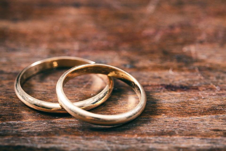 <p>Getty</p> A California bride cancelled her wedding and donated it to a charity.