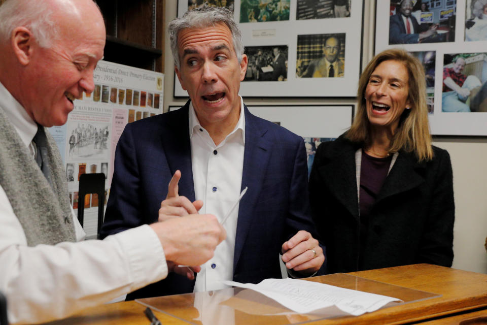 Walsh, with his wife Helene at his side, files paperwork to appear on the first-in-the-nation primary ballot in Concord, New Hampshire, on No. 14, 2019. (Photo: Brian Snyder/Reuters)