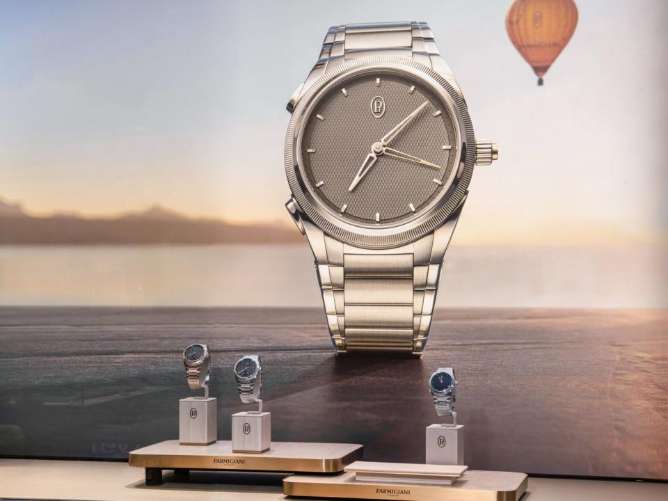 瑞士頂級獨立製錶品牌PARMIGIANI FLEURIER（帕瑪強尼），日前終於重返台灣市場，於「高登鐘錶」台北老爺形象店開設其第一間銷售專櫃。而今年初在日內瓦錶展上發表的Tonda PF Minute Rattrapante「追針倒數計時腕錶」、Tonda PF Xiali Calendar「夏曆腕錶」，也抵台展出。