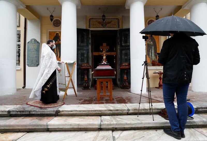 Orthodox deacon Andrei Molchanov's funeral, who died after contracting the coronavirus disease (COVID-19), in Moscow