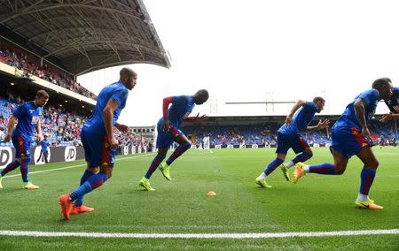 Football Soccer Britain - Crystal Palace v AFC Bournemouth - Premier League - Selhurst Park - 27/8/16 Crystal Palace's Andros Townsend and Christian Benteke during the warm up with teammates Action Images via Reuters / Tony O'Brien